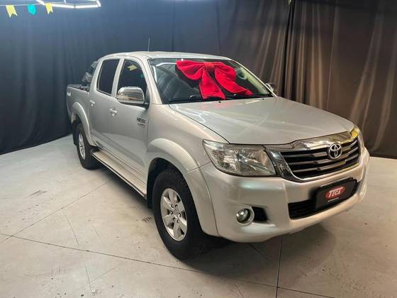 TOYOTA HILUX 2.7 SRV 4X4 CD 16V FLEX 4P AUTOMÁTICO